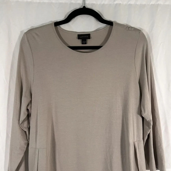 J Jill Blouse Women's Medium Beige Round Neck Long Sleeve Side Slit Pullover - Picture 2 of 10